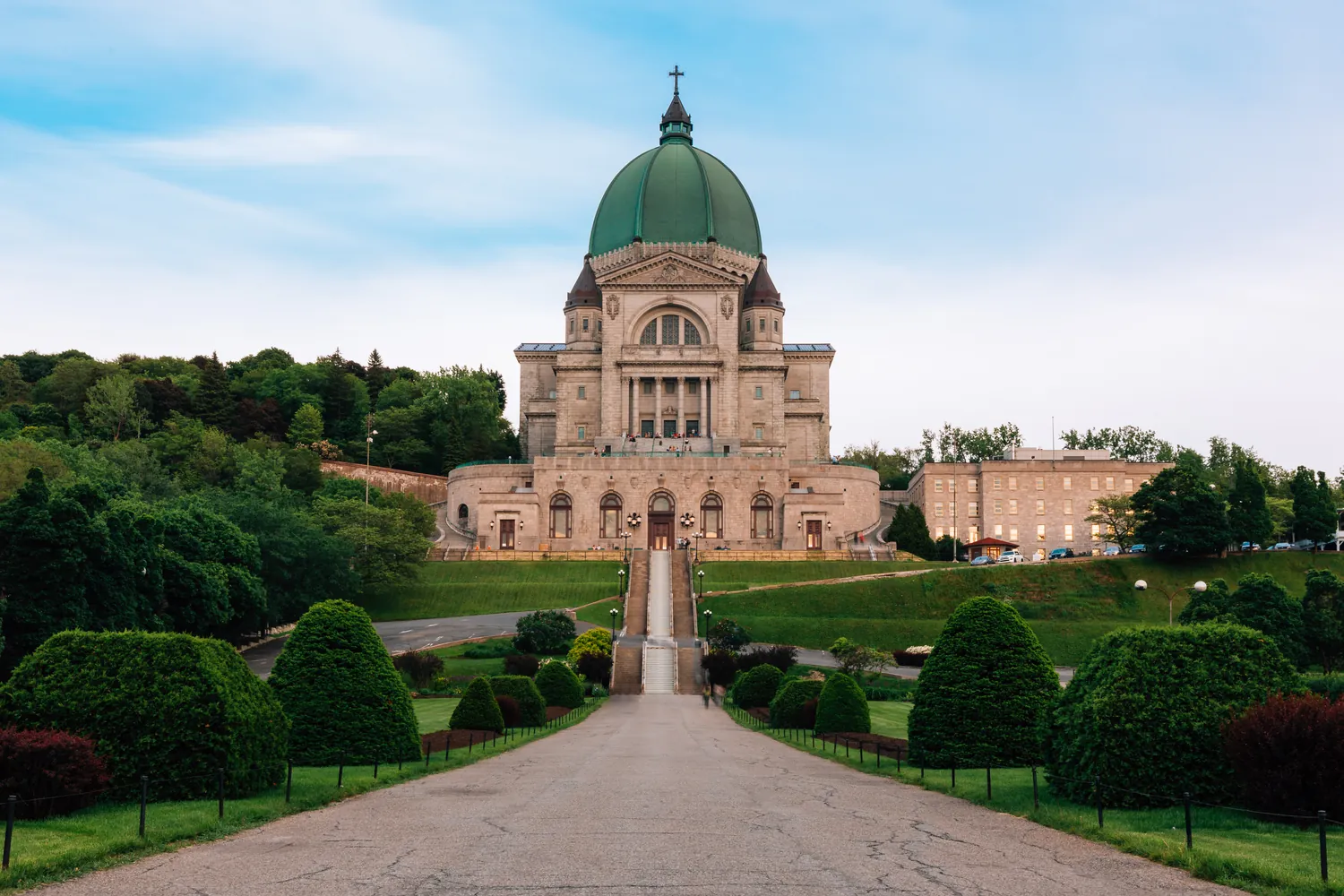Saint Joseph’s Oratory at the top of its long front walk on Mount Royal, Côte-des-Neiges